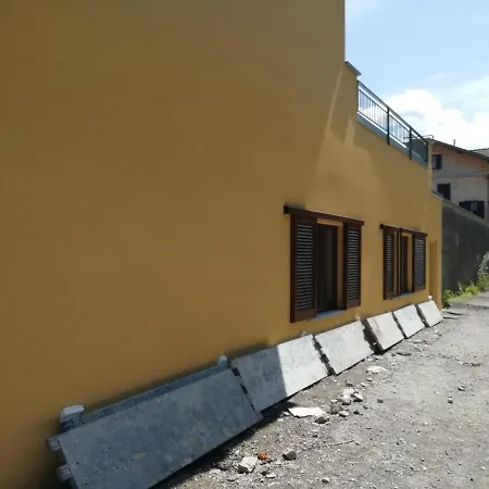 La Casa Di Beppe アパート Lanzo dʼIntelvi